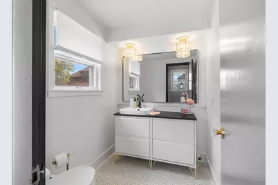 1215 N 7th St, Sheboygan, WI 53081 - Photo 12