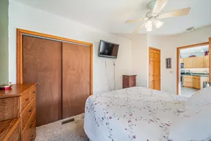 323 S Heritage Dr, Oostburg, WI 53070 - Photo 8