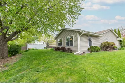 1321 E Maass Dr, Oak Creek, WI 53154 - Photo 30
