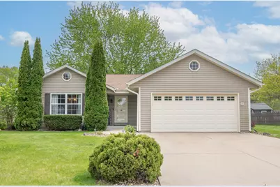 1321 E Maass Dr, Oak Creek, WI 53154 - Photo 32
