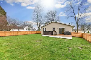 114 E Spruce St, Salem Lakes, WI 53170 - Photo 30