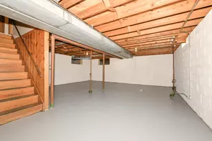 12151 W Diane Dr, Wauwatosa, WI 53226 - Photo 34