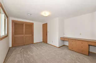 12151 W Diane Dr, Wauwatosa, WI 53226 - Photo 32