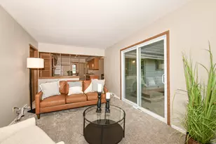 12151 W Diane Dr, Wauwatosa, WI 53226 - Photo 16