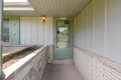 12151 W Diane Dr, Wauwatosa, WI 53226 - Photo 38