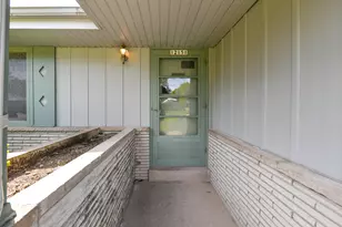 12151 W Diane Dr, Wauwatosa, WI 53226 - Photo 38
