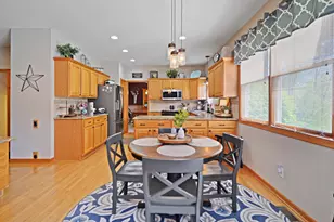 12135 32nd Ave, Pleasant Prairie, WI 53158 - Photo 12