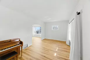1514 S 36th St, Milwaukee, WI 53215 - Photo 2