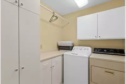 N51W35827  Hillcrest Ct, Oconomowoc, WI 53066 - Photo 32