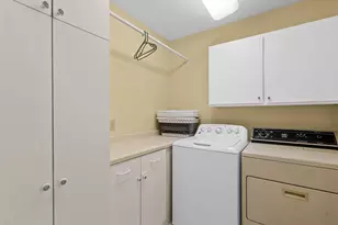 N51W35827 Hillcrest Ct, Oconomowoc, WI 53066 - Photo 32