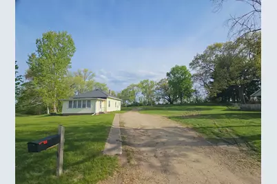 1627  St Cloud St, La Crosse, WI 54603 - Photo 4