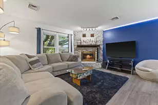 115 Conrad Ct, Mukwonago, WI 53149 - Photo 2