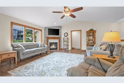 4033  Spring Ct, Sheboygan, WI 53083 - Photo 20
