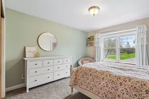 1722 W Thrush Ln, Mequon, WI 53092 - Photo 22