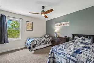 1722 W Thrush Ln, Mequon, WI 53092 - Photo 26