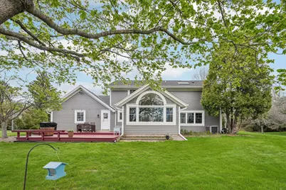 1722 W Thrush Ln, Mequon, WI 53092 - Photo 34