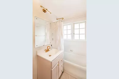 1330 N 5th St, Sheboygan, WI 53081 - Photo 30