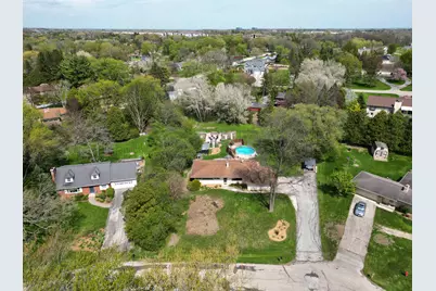 N68W13722  Bay Ridge Ct, Menomonee Falls, WI 53051 - Photo 30