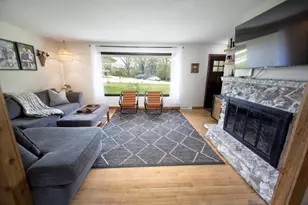 N68W13722 Bay Ridge Ct, Menomonee Falls, WI 53051 - Photo 4
