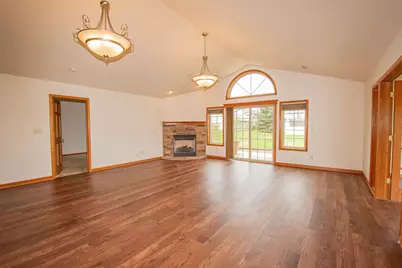 W197N17085  Stonewall Dr, Jackson, WI 53037 - Photo 24