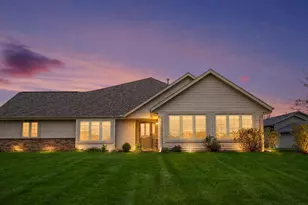 W197N17085 Stonewall Dr, Jackson, WI 53037 - Photo 28