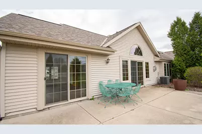 W197N17085  Stonewall Dr, Jackson, WI 53037 - Photo 26
