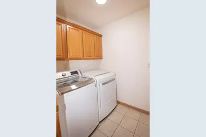 W197N17085  Stonewall Dr, Jackson, WI 53037 - Photo 20