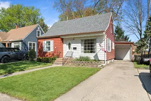 1205 Barnes St, Delavan, WI 53115 - Photo 2
