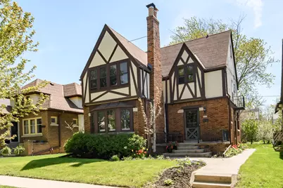 2844 N Hartung Ave, Milwaukee, WI 53210 - Photo 2