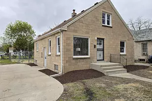 4823 N 51st Blvd, Milwaukee, WI 53218 - Photo 1