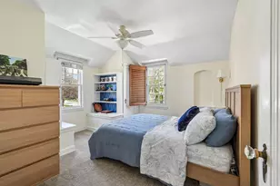 2411 N 96th St, Wauwatosa, WI 53226 - Photo 32