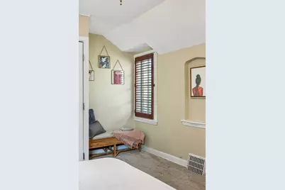 2411 N 96th St, Wauwatosa, WI 53226 - Photo 40