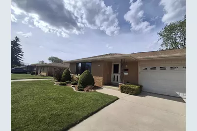 1418 W Denis Ave, Milwaukee, WI 53221 - Photo 2