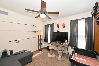 W167N11188  Queens Ct #W167N11190, Germantown, WI 53022 - Photo 14