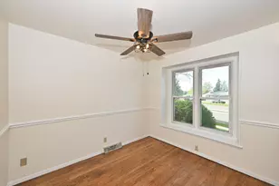W167N11188 Queens Ct, Germantown, WI 53022 - Photo 30
