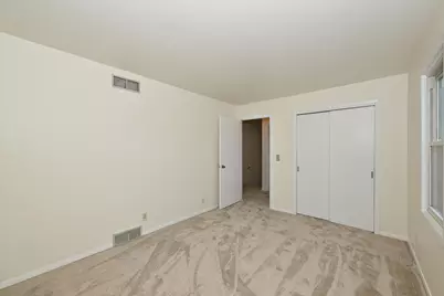 W167N11188  Queens Ct #W167N11190, Germantown, WI 53022 - Photo 46