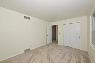 W167N11188 Queens Ct, Germantown, WI 53022 - Photo 46