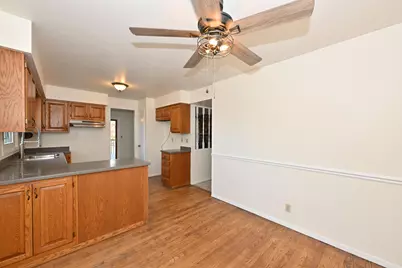 W167N11188  Queens Ct #W167N11190, Germantown, WI 53022 - Photo 32