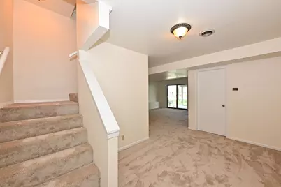 W167N11188  Queens Ct #W167N11190, Germantown, WI 53022 - Photo 36