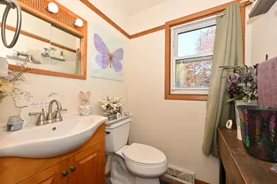W167N11188  Queens Ct #W167N11190, Germantown, WI 53022 - Photo 10