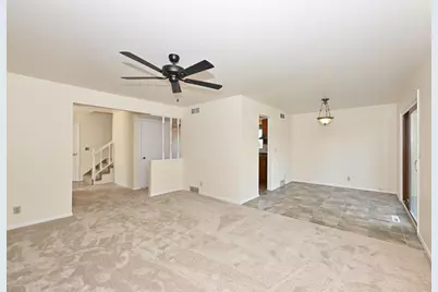 W167N11188  Queens Ct #W167N11190, Germantown, WI 53022 - Photo 22