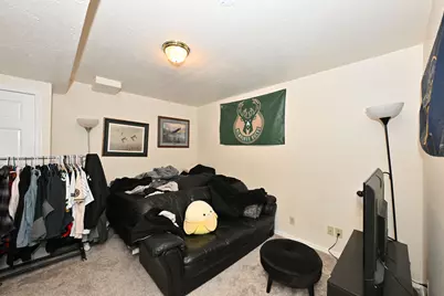 W167N11167  Queens Ct #W167N11169, Germantown, WI 53022 - Photo 40