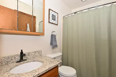 W167N11167  Queens Ct #W167N11169, Germantown, WI 53022 - Photo 14