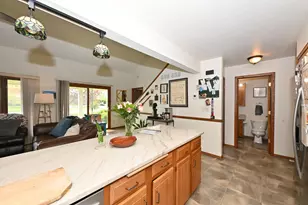 W167N11167 Queens Ct, Germantown, WI 53022 - Photo 12