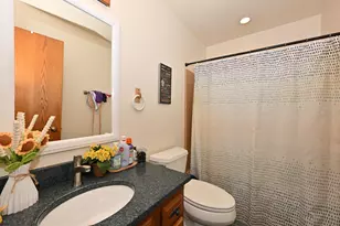 W167N11167 Queens Ct, Germantown, WI 53022 - Photo 30