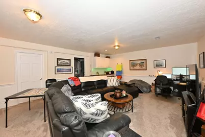 W167N11167  Queens Ct #W167N11169, Germantown, WI 53022 - Photo 36