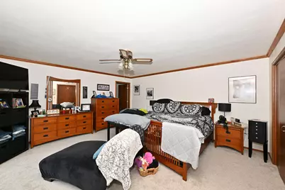 W167N11167  Queens Ct #W167N11169, Germantown, WI 53022 - Photo 32