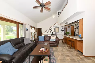 W167N11167  Queens Ct #W167N11169, Germantown, WI 53022 - Photo 8
