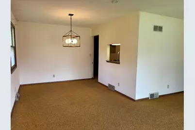 12329 W Larkspur Rd, Franklin, WI 53132 - Photo 8