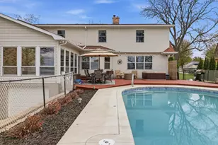 904 Lake Shore Dr, Beaver Dam, WI 53916 - Photo 6